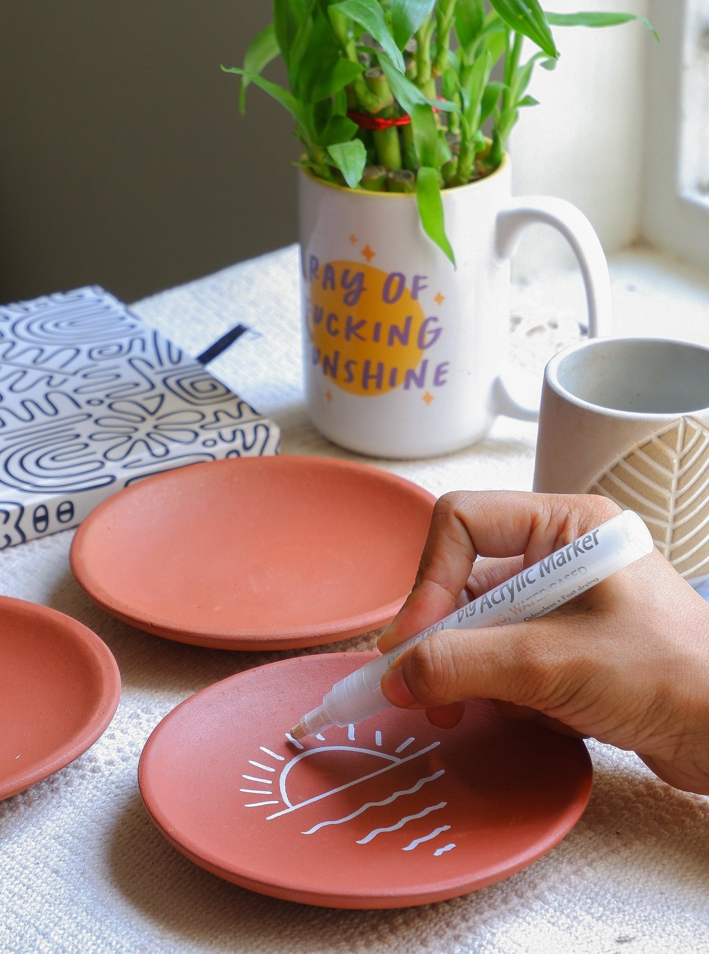 Shop Terracotta wall plates for painting to add to your home décor. Delivered all India