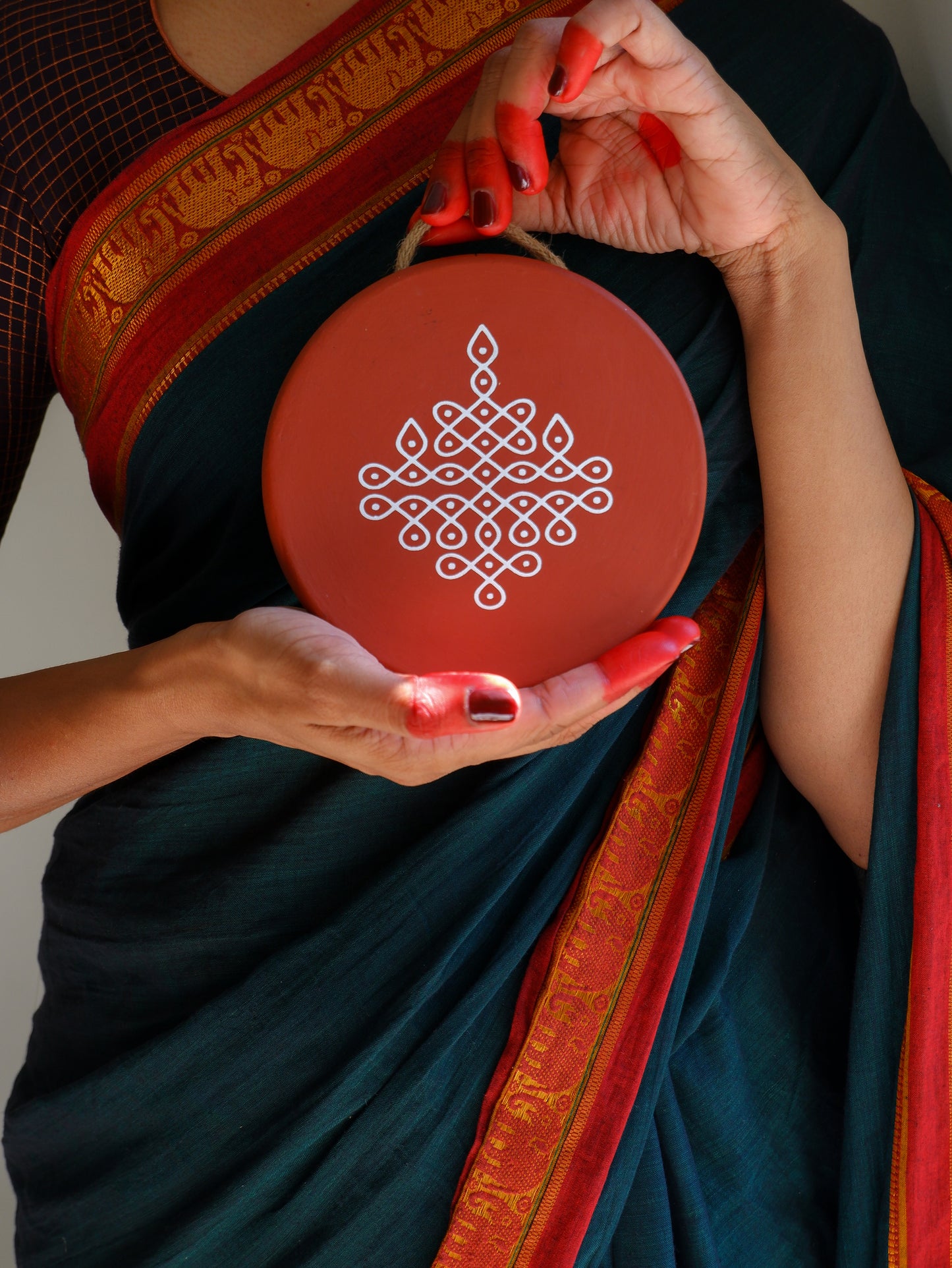 6 inch Traditional South Indian Sikku Kolam Terracotta Wall Plates for Indian Homes