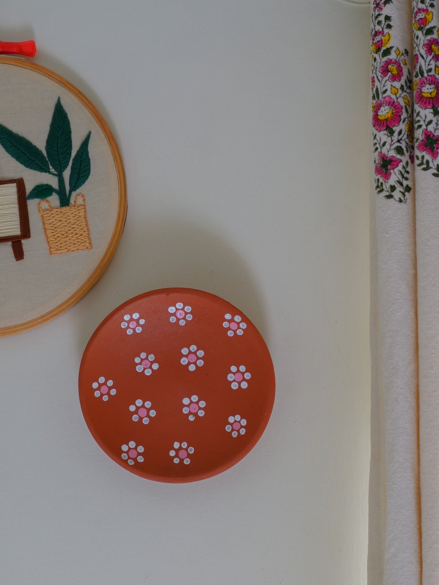 DIY Terracotta Wall Plates- 5.5"