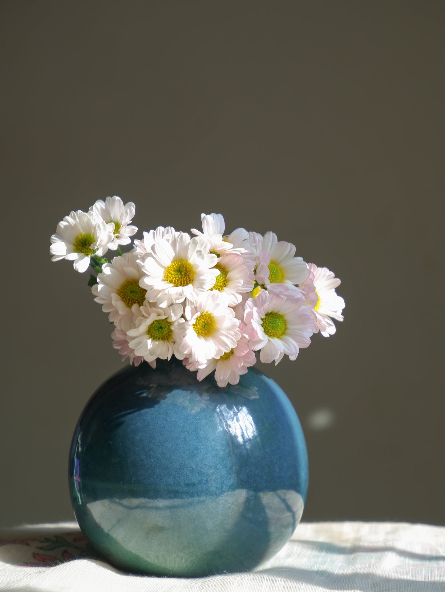 Aqua Orb Ceramic Vase-Dark Seconds Sale