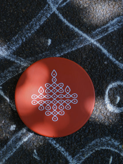 6 inch black Traditional South Indian Sikku Kolam Terracotta Wall Plates for Indian Homes