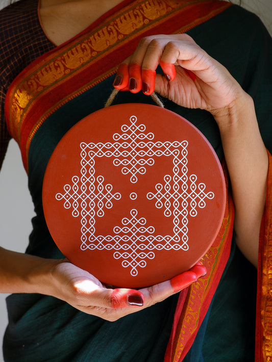 8 inch Traditional South Indian Sikku Kolam Terracotta Wall Plate for Indian Homes