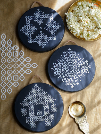 8 inch  Black Traditional South Indian Sikku Kolam Terracotta Wall Plates for Indian Homes