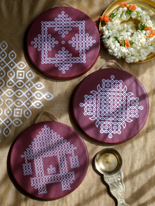 8 inch  Maroon Traditional South Indian Sikku Kolam Terracotta Wall Plates for Indian Homes