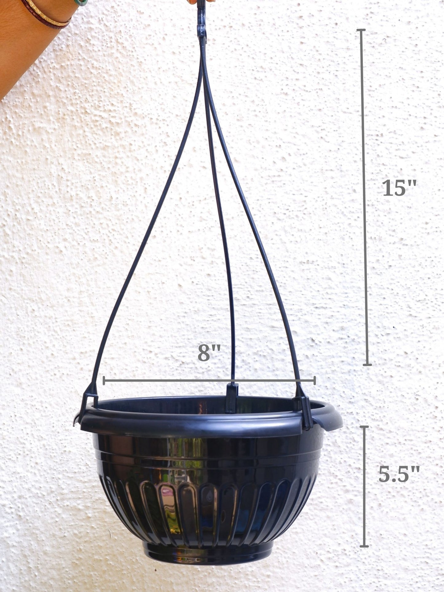 Shop online plastic hanging pots for big indoor plants and outdoor plants